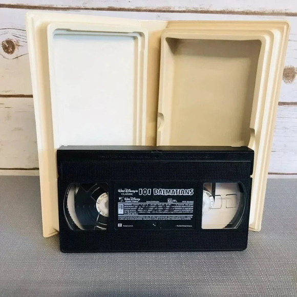 101 DALMATIANS VHS Home Video Tape Walt Disney Classic Clamshell Case - Picture 7 of 8
